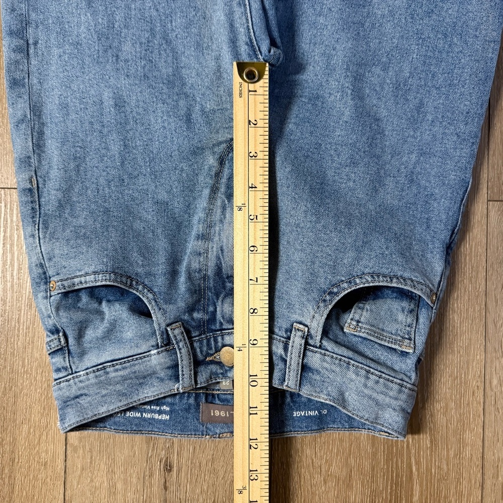 DL1961 Light Blue Vintage Wide Leg Jeans - Picture 9 of 11